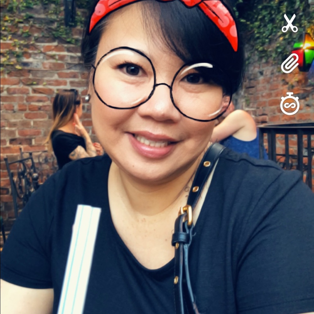 Meet your Posher, Julia